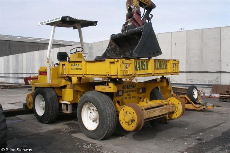 Photo of Track Recovery Services RR - 84832 at Manisty Wharf