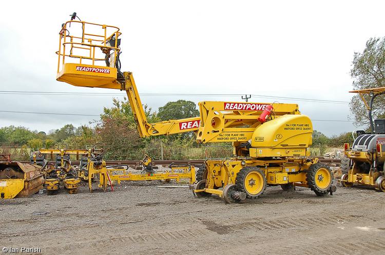 Photo of Readypower RR - FR1309 at Blunsdon