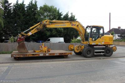 Photo of 99709 940691-7 / RRV124 Komatsu PW160 Megarailer