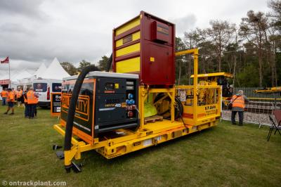 APWebb TR44 010563-3 thumbnail