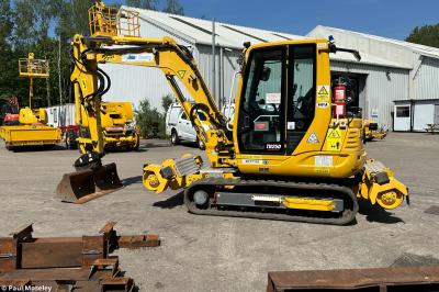 Photo of Balfour Beatty XET7103 99709911330