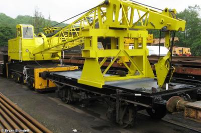 Coles 15T Diesel Crane image