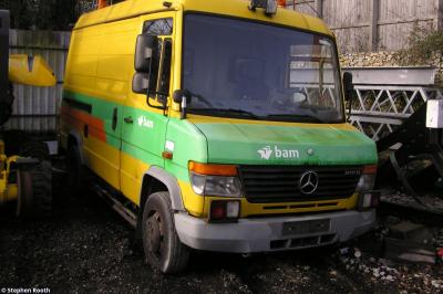 Mercedes-Benz Vario 815D KA Van image