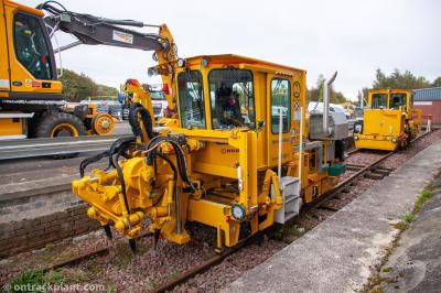 Photo of Network Rail 908020-9