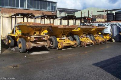 Photo of Shovlin Swivel Skips 943061 943062 943065 943067 & Skyjack 943064 at Manchester - Shovlin depot