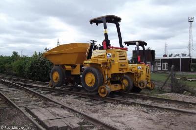 Thwaites 8 tonne Swivel Skip image