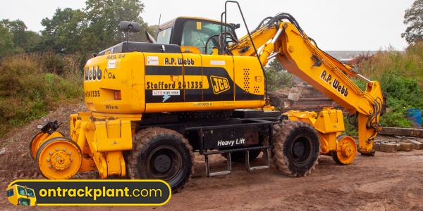 AP Webb RRV RAIL64 (910005) - Photo — ontrackplant.com