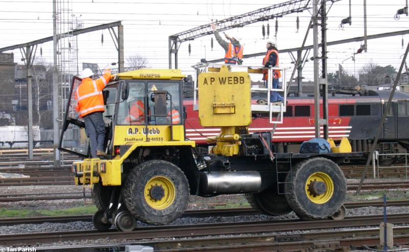 APWebb - Chavtrac Rail-Boss Dump Truck — ontrackplant.com