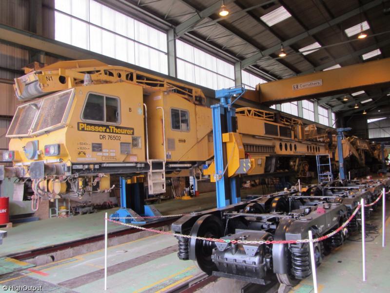 76502 Plasser & Theurer RM 900 RT Ballast Cleaner —