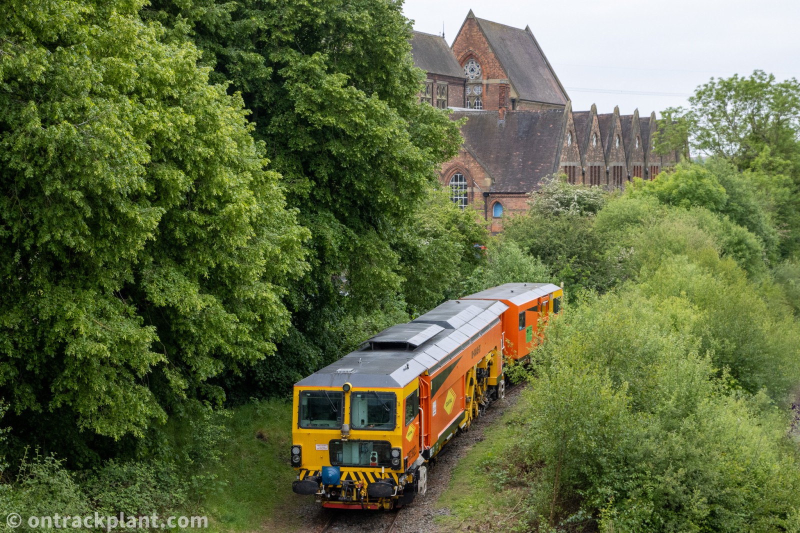 DR73923 - Plasser & Theurer 08-4x4/4S-RT Switch & Crossing Tamper ...
