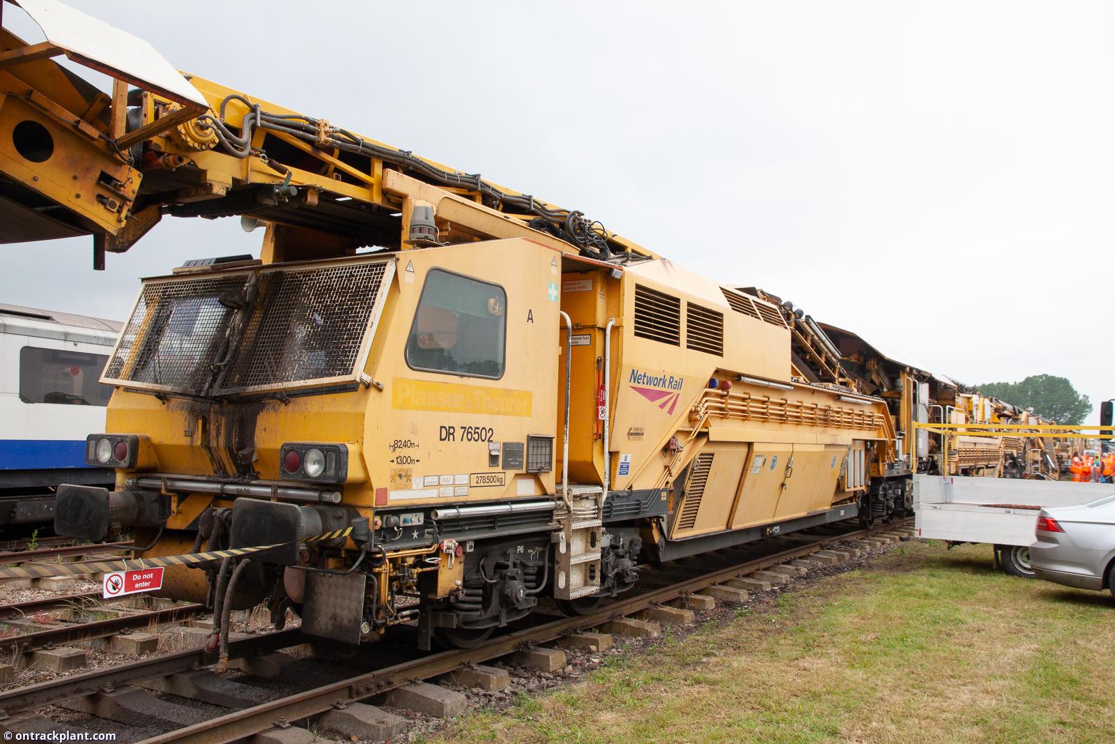 76502 Plasser & Theurer RM 900 RT Ballast Cleaner —
