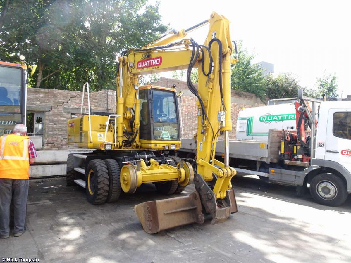 145 - Komatsu PW150 Ultimate — ontrackplant.com